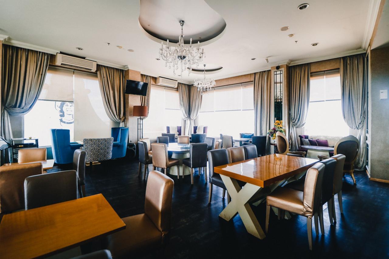 Hotel Reddoorz Premium @Jalan Jendral Sudirman Palembang Exterior foto